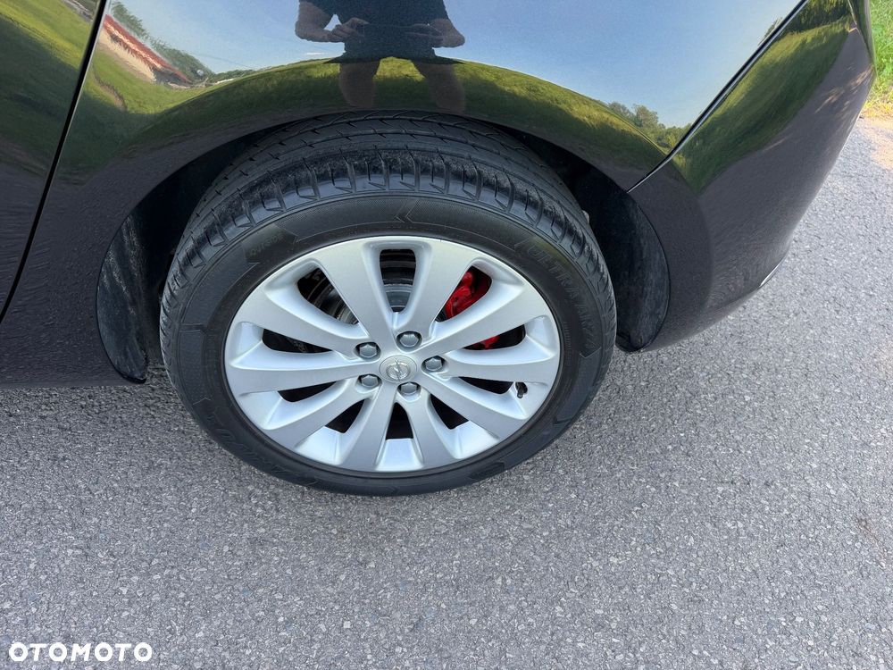 Opel Astra 1.4 Turbo 150 Jahre - 30