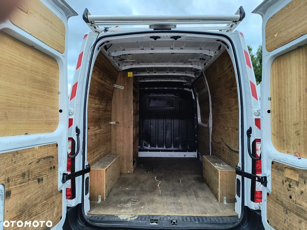 Renault Master - 17