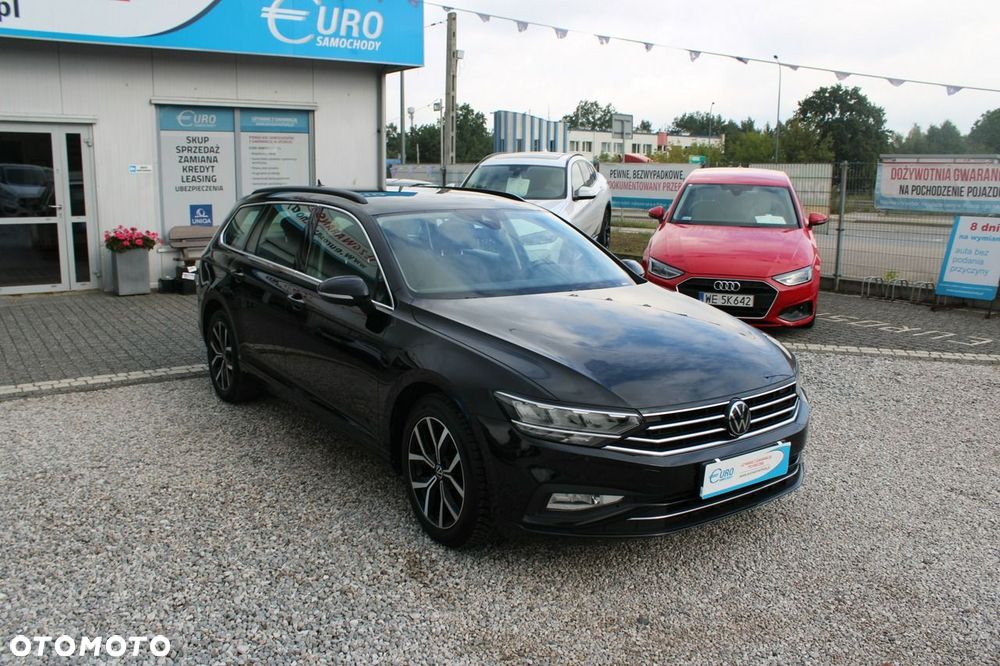 Volkswagen Passat - 4