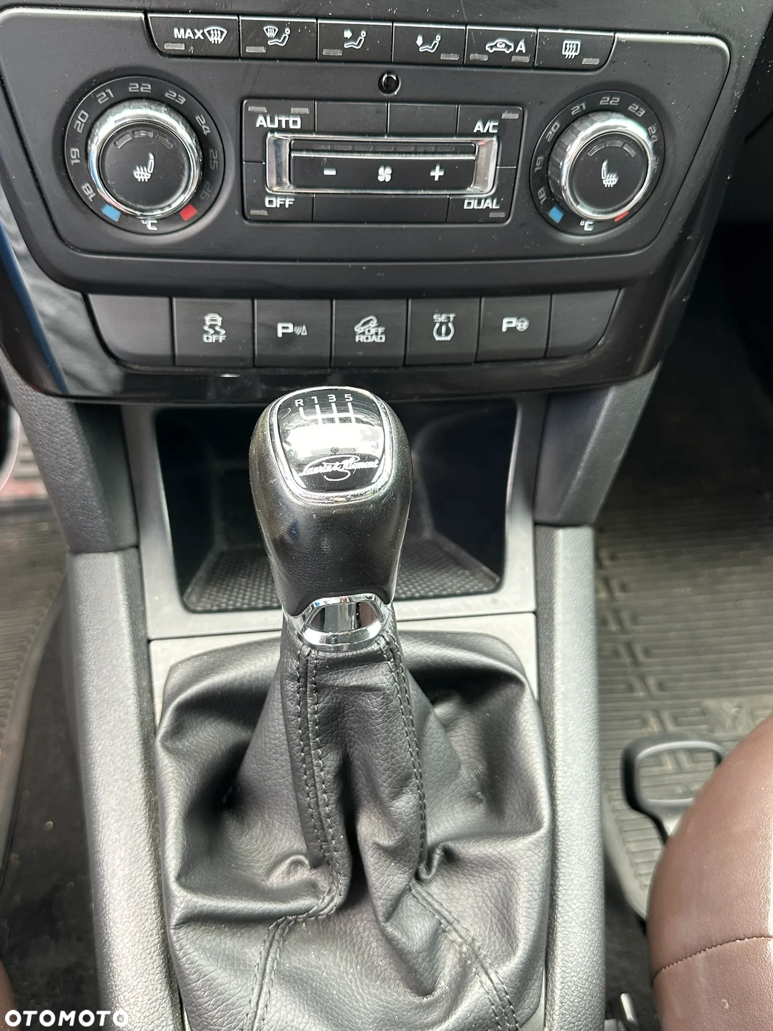 Skoda Yeti 2.0 TDI DPF 4x4 L&K - 2