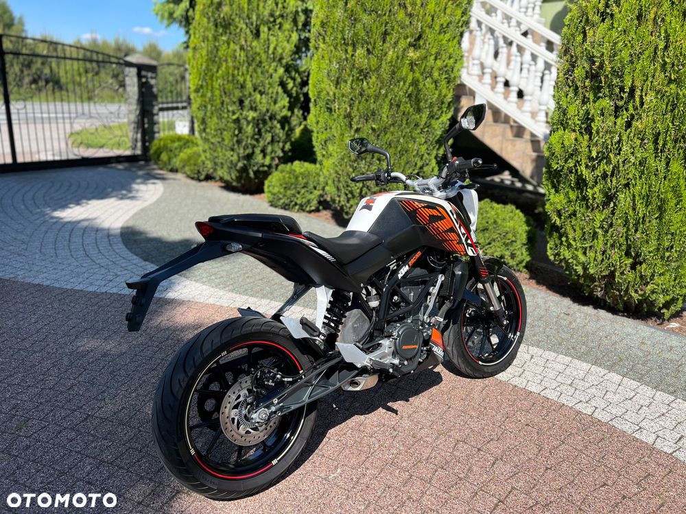 KTM Duke - 10