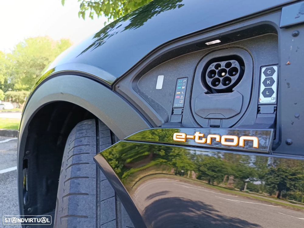 Audi e-tron 50 quattro Advanced - 13