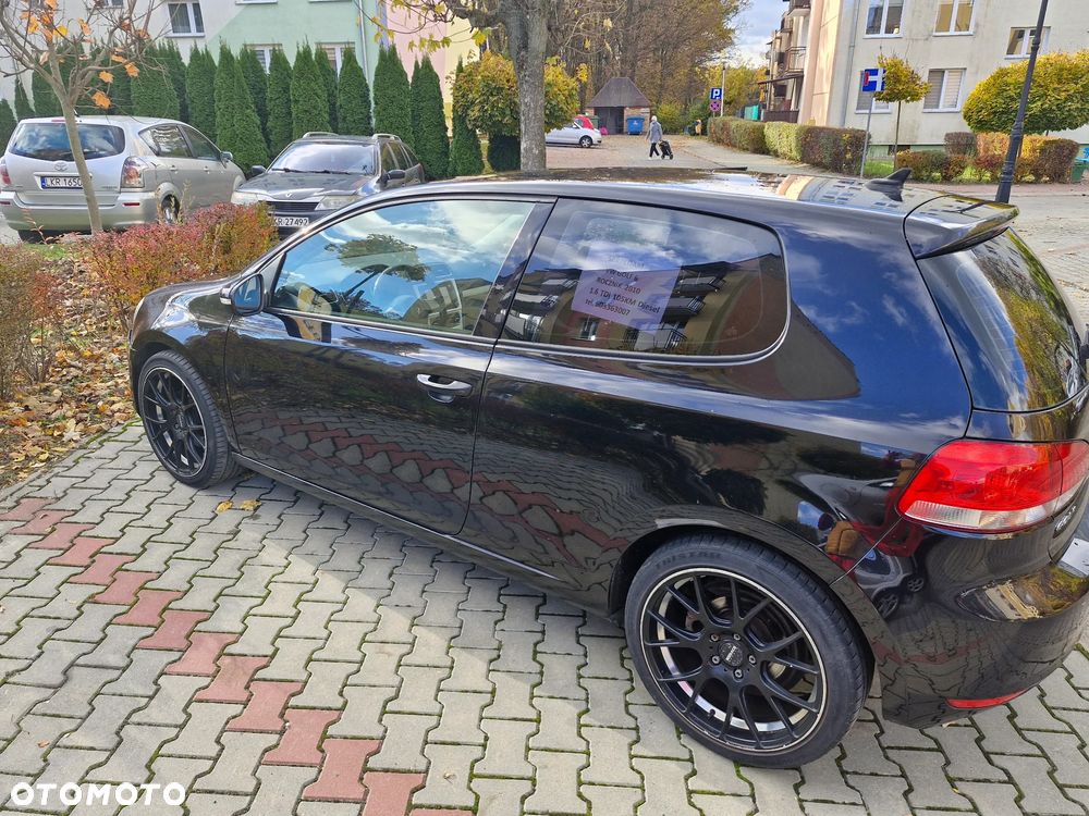 Volkswagen Golf 1.6 TDI DPF BlueMotion - 13