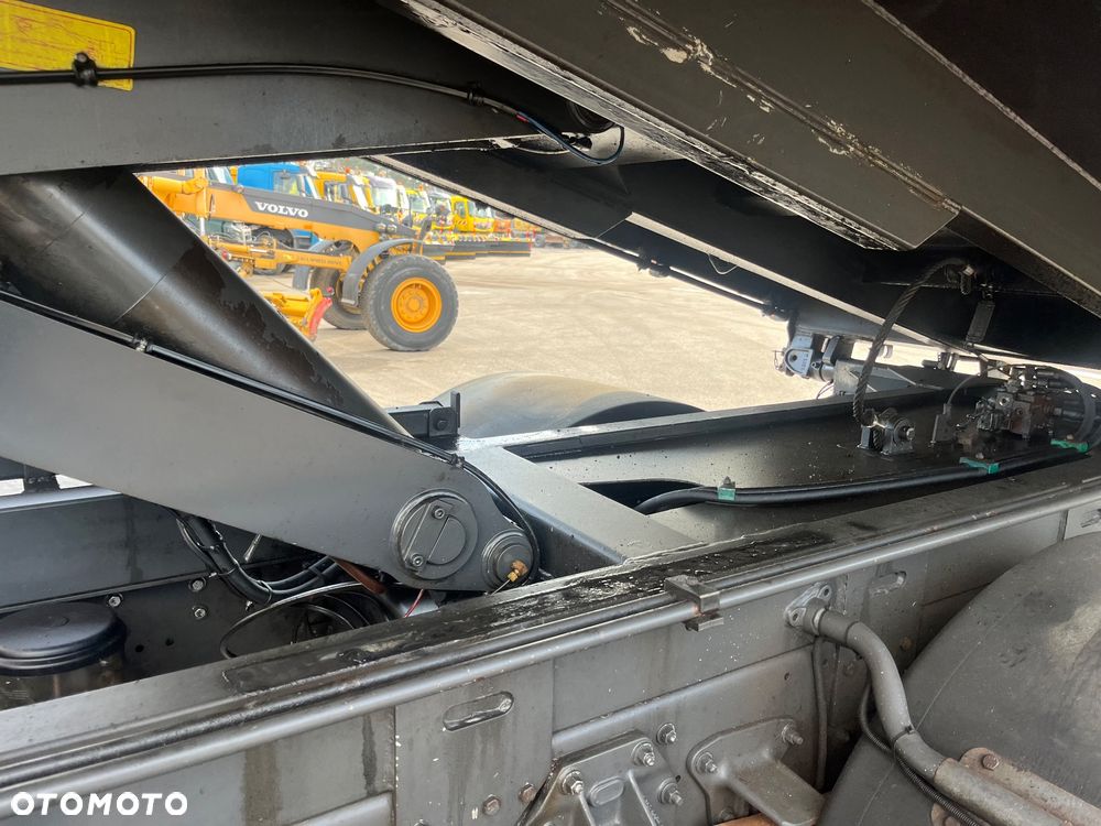 Renault KERAX 4X2 - 8