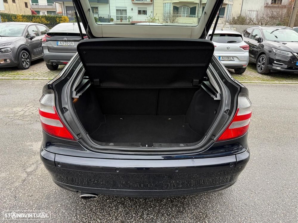 Mercedes-Benz C 220 CDi Sport Coupé Evolution AMG Aut. - 12
