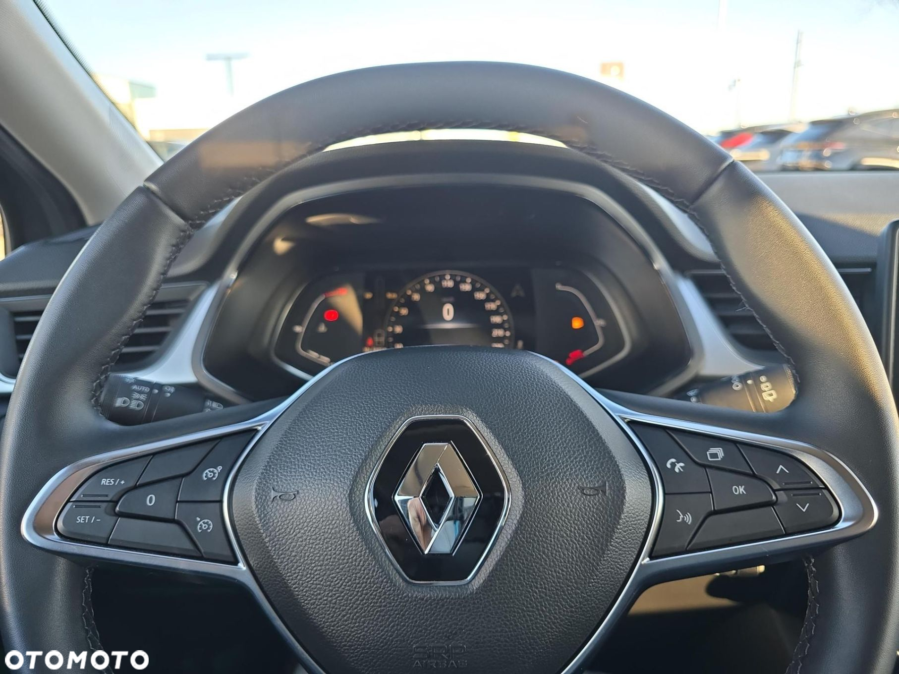 Renault Captur 1.0 TCe Techno - 16