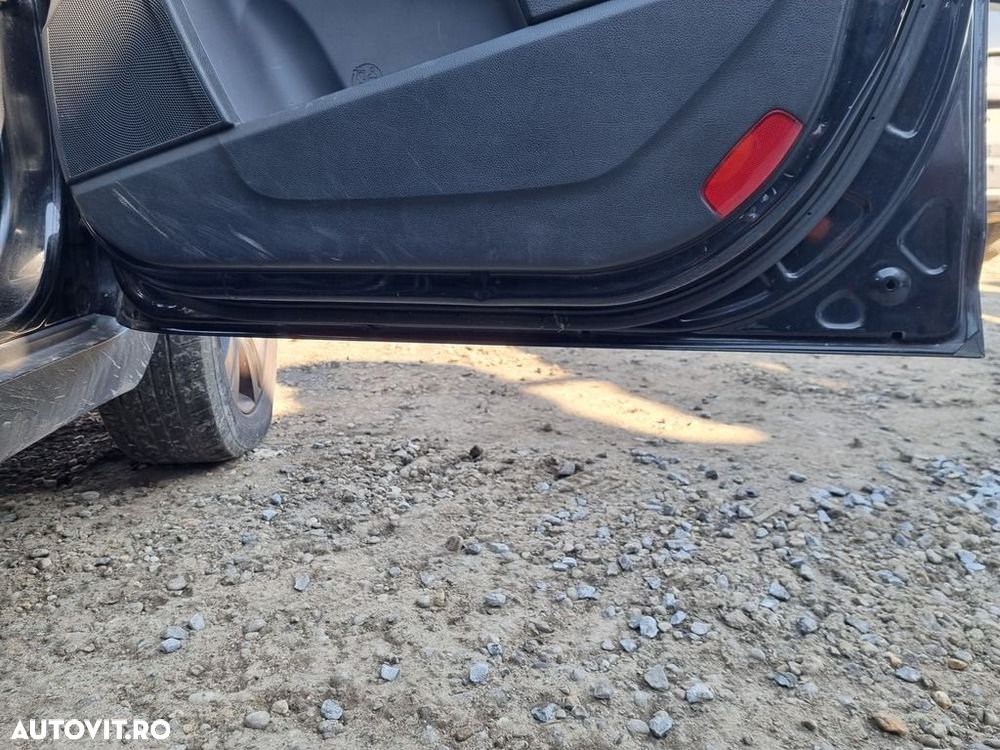 Usa Dreapta Fata Kia Sportage III 2010 - 2016 SUV 4 Usi NEGRU (1231) LOVIT - 3