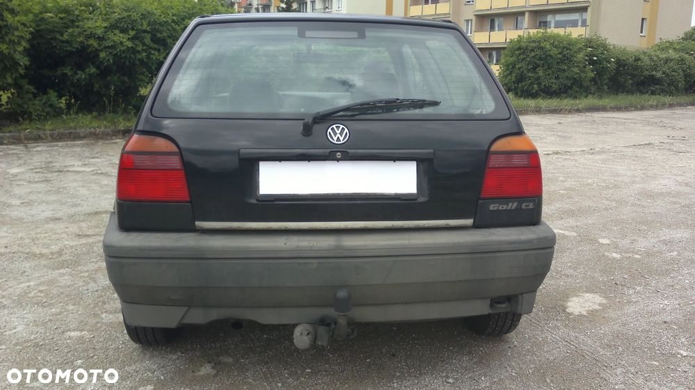 Volkswagen Golf 1.9 CL TD - 5