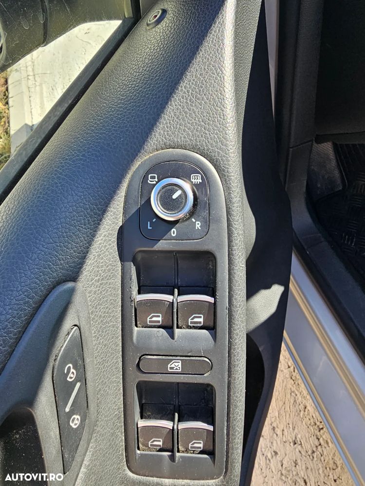 Volkswagen Golf 1.4 TSI Highline - 9