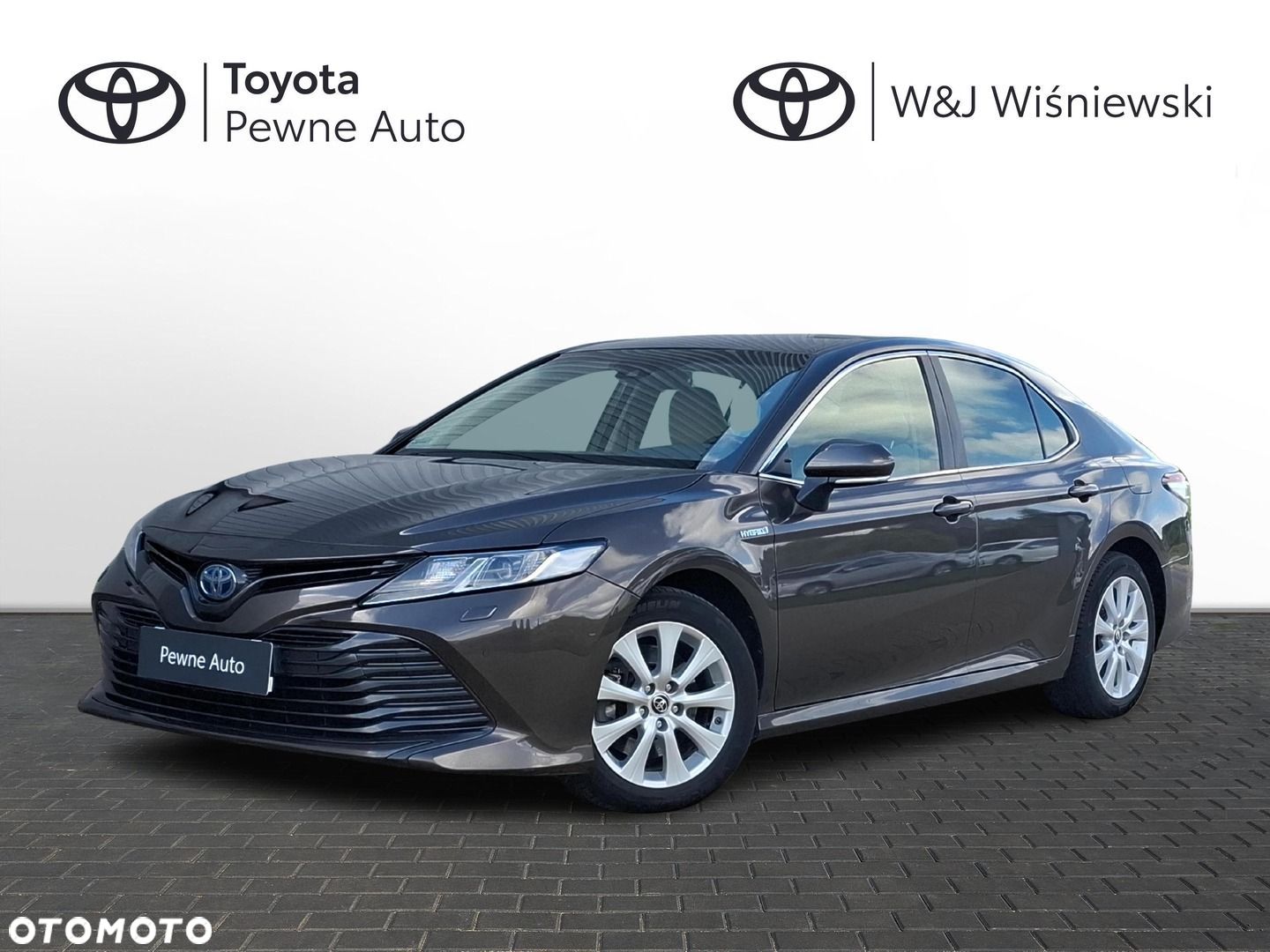 Toyota Camry 2.5 Hybrid Comfort CVT - 1