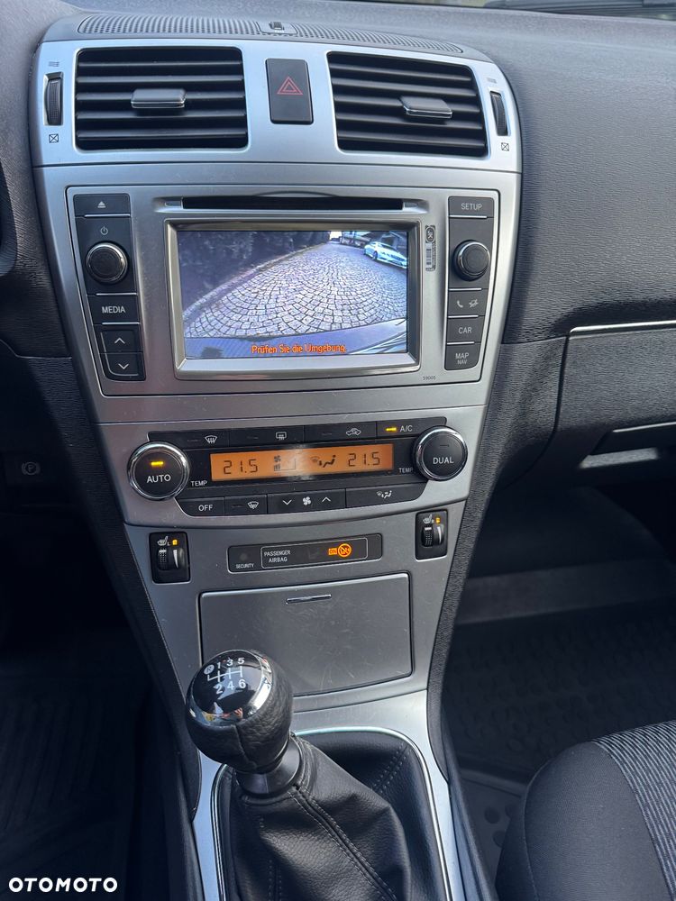 Toyota Avensis 1.8 Executive - 22