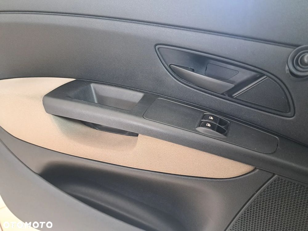 Fiat Linea 1.4 Active - 10