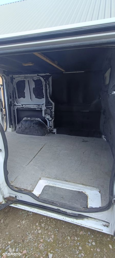 Renault Trafic - 17