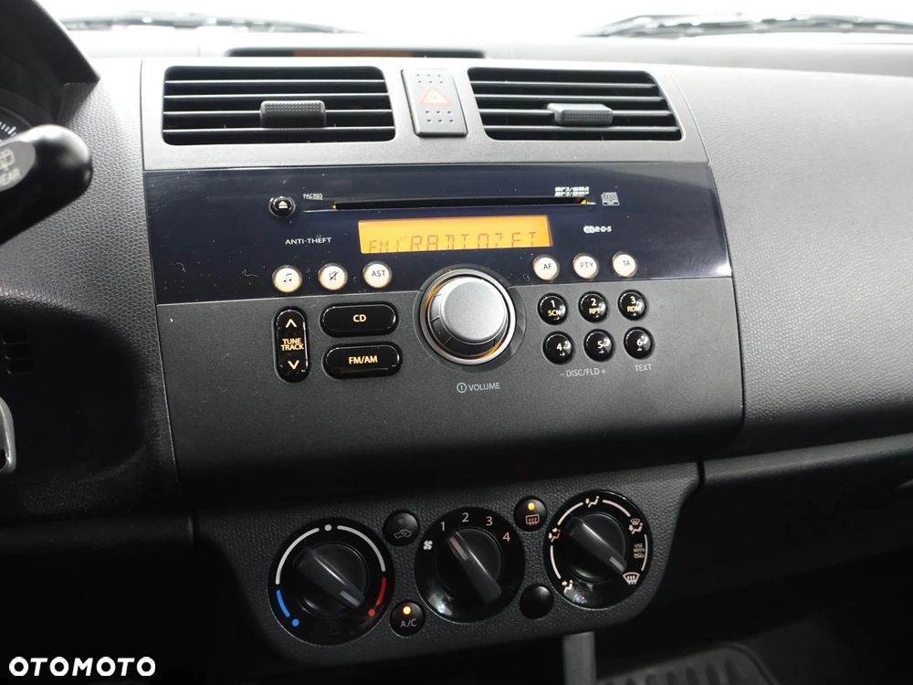 Suzuki Swift 1.3 4x4 Snow - 32