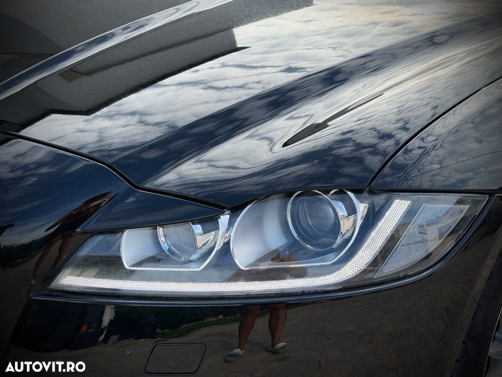 Jaguar XF 20d Aut. Prestige - 12