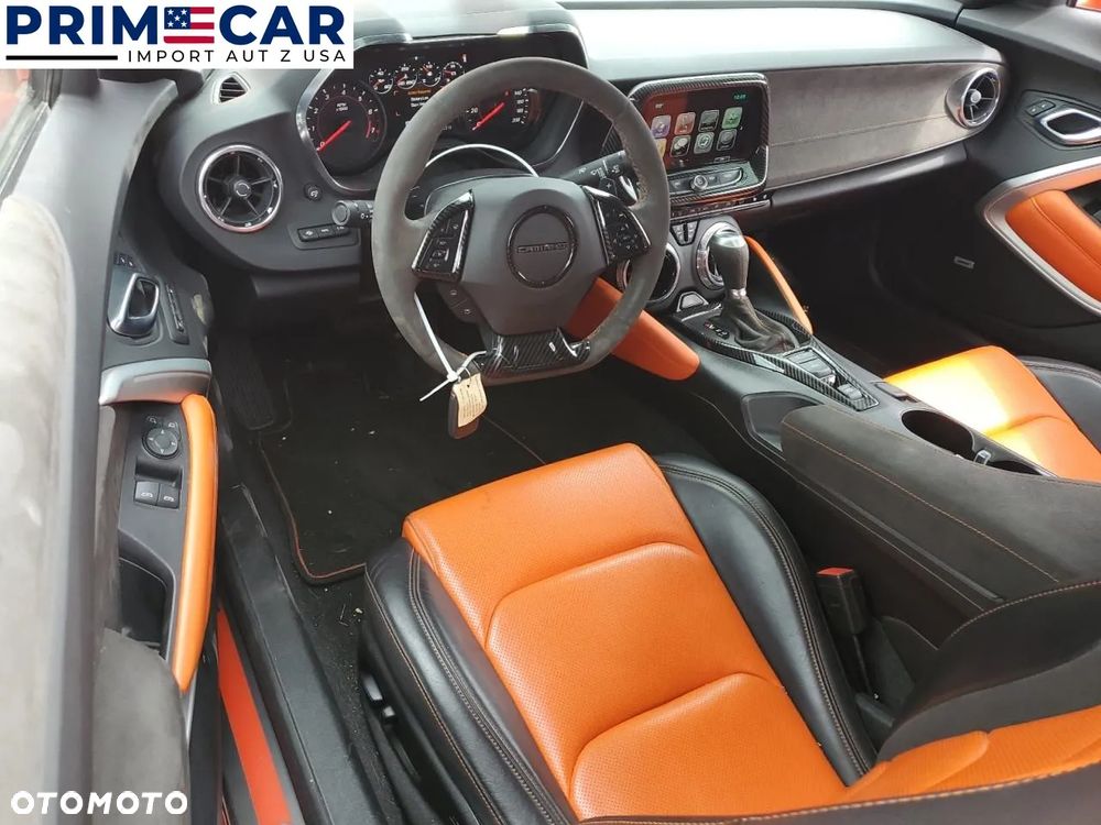 Chevrolet Camaro Coupe 6.2 V8 - 8