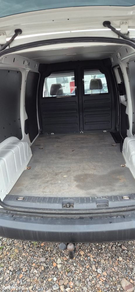 Volkswagen Caddy Maxi - 13