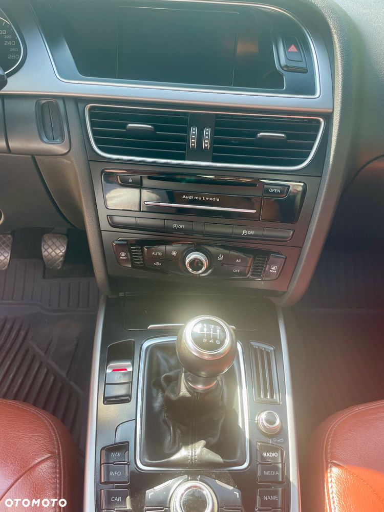 Audi A4 Limousine 2.0 TDI DPF clean diesel Attraction - 13