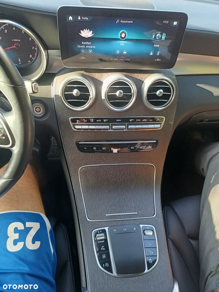 Mercedes-Benz GLC - 19