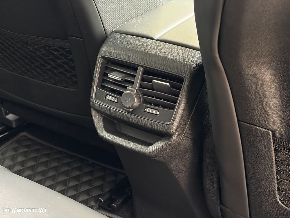 Peugeot 3008 HDi 160 Auto Allure - 51