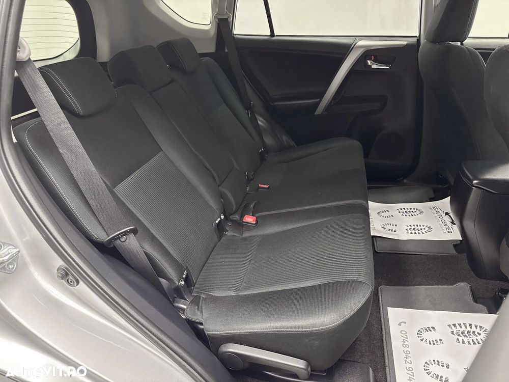 Toyota RAV4 2.2 D-4D 4x4 Automatik Life - 8