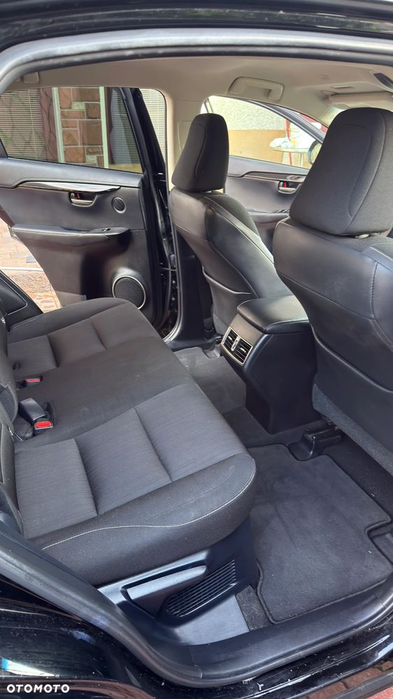 Lexus NX 300h Elegance + Business AWD - 11