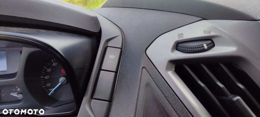 Ford Transit Custom - 13