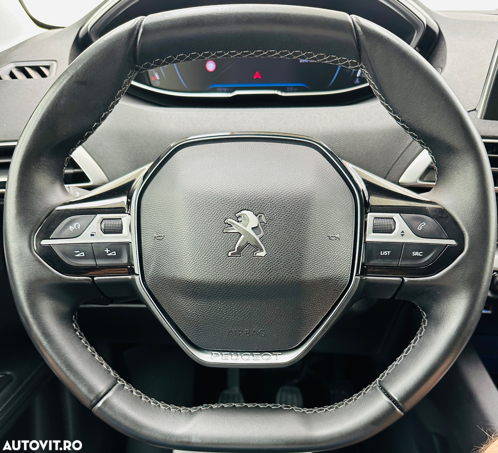 Peugeot 3008 - 28