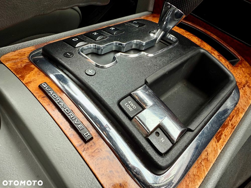 Jeep Grand Cherokee - 17