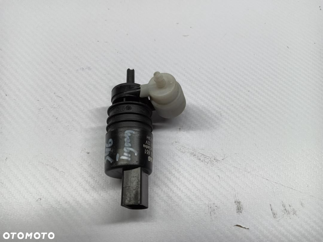 POMPKA SPRYSKIWACZA VW TIGUAN 1K6955651 - 2