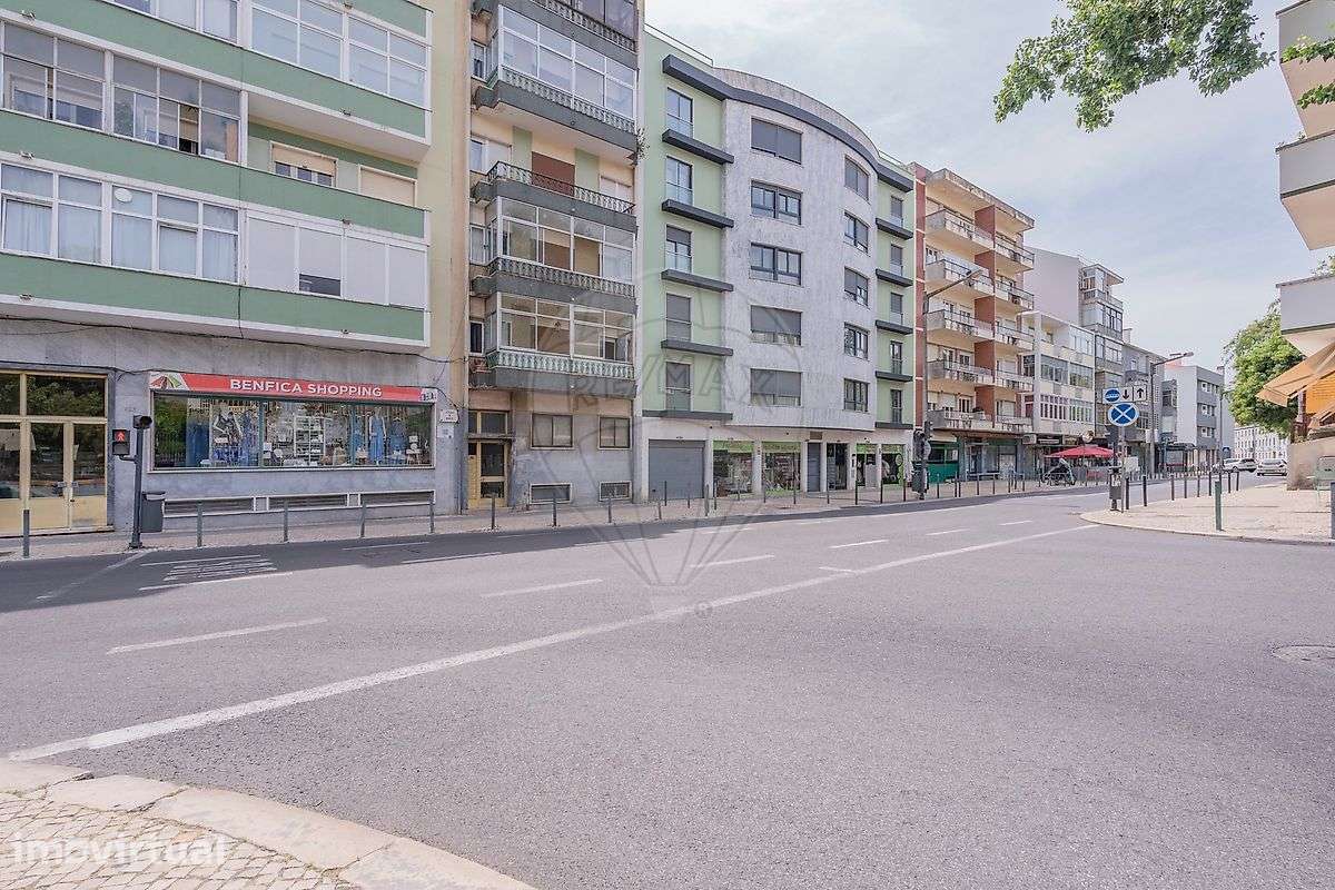 Apartamento T3 para venda - Grande imagem: 2/35