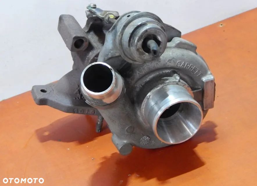 Turbina 2.0 dci Renault Trafic II Vivaro Primastar 07-14 Łuków części - 4