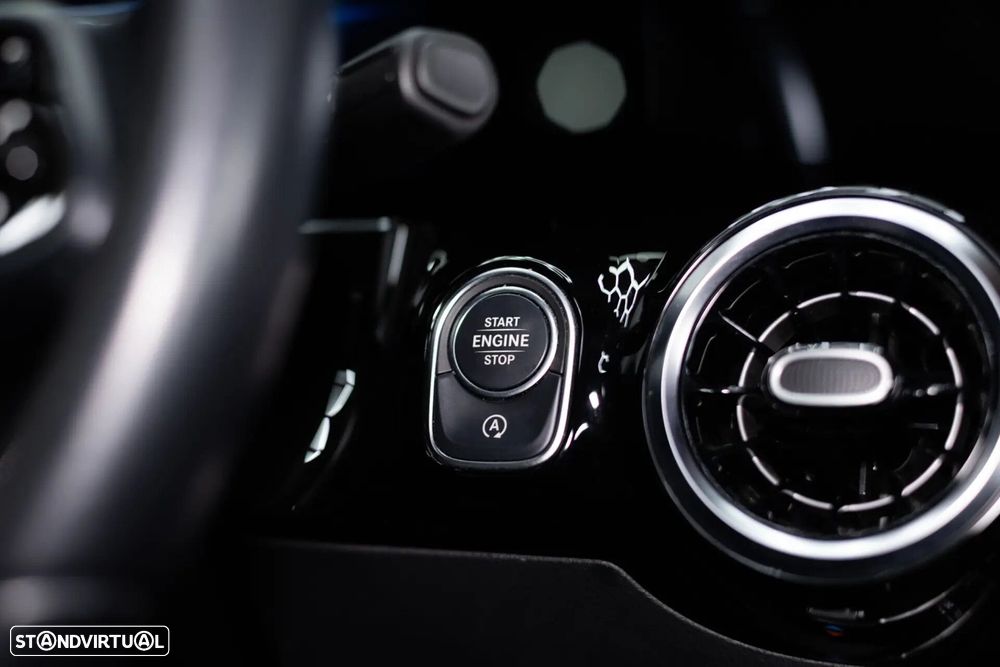 Mercedes-Benz GLA 180 d Business Solutions - 37