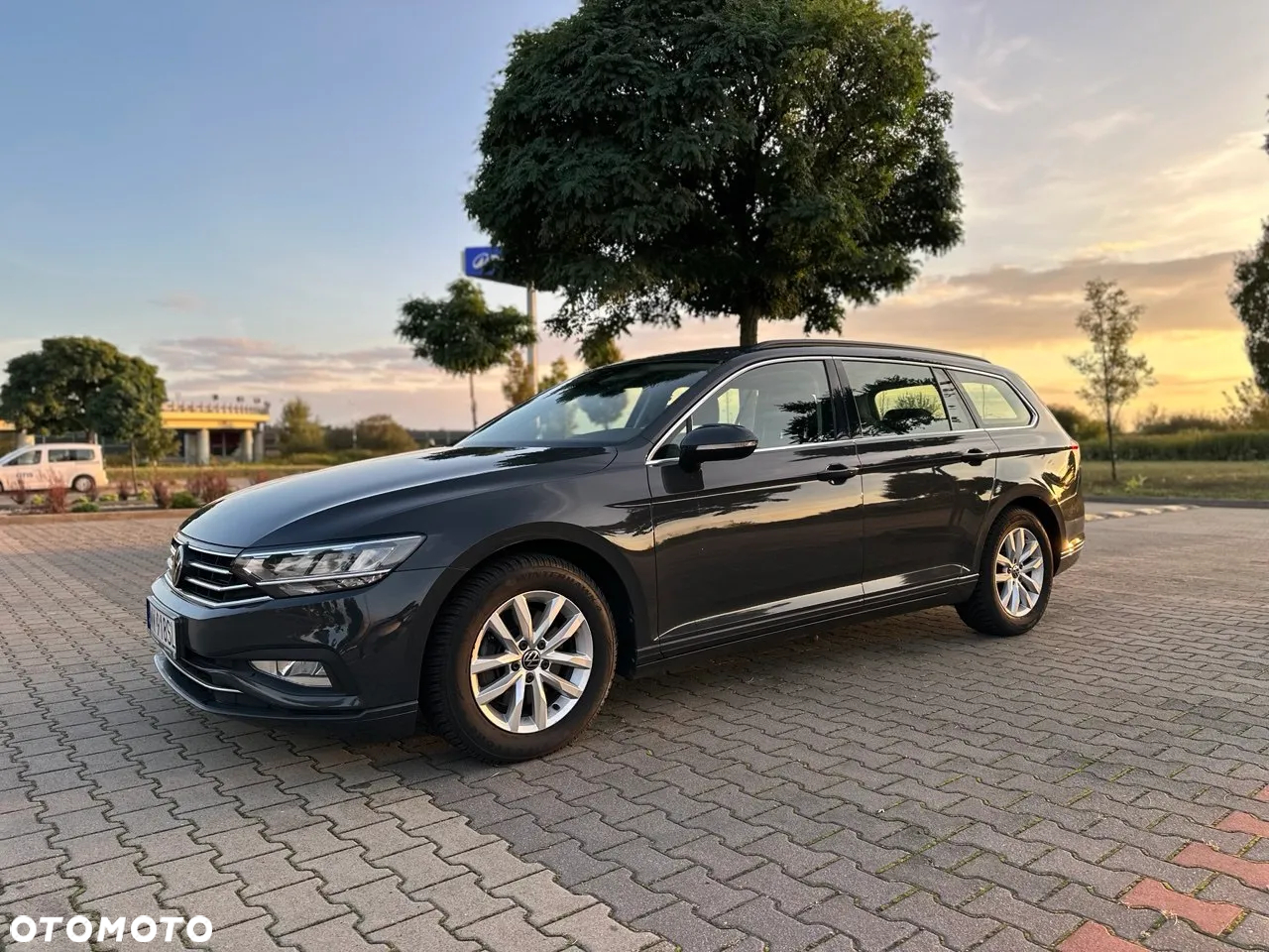 Volkswagen Passat 2.0 TDI EVO Business DSG - 37