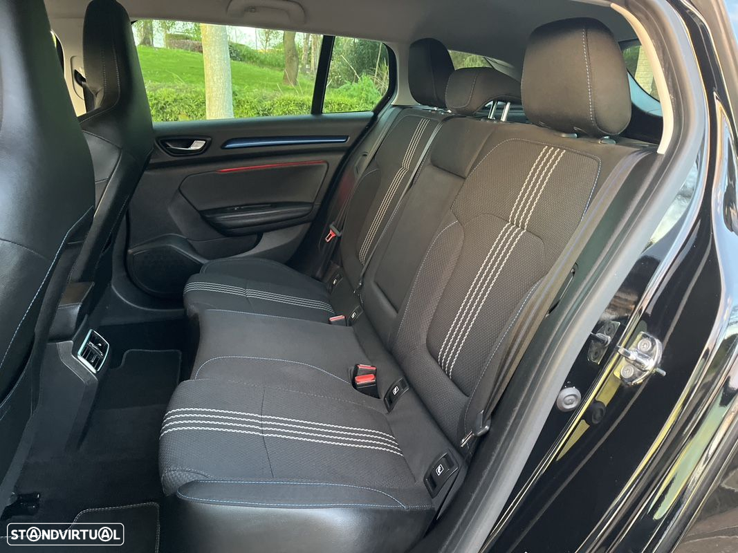 Renault Mégane Sport Tourer 1.6 dCi GT Line SS - 17