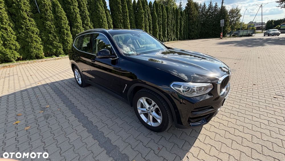 BMW X3 xDrive20d Advantage - 1