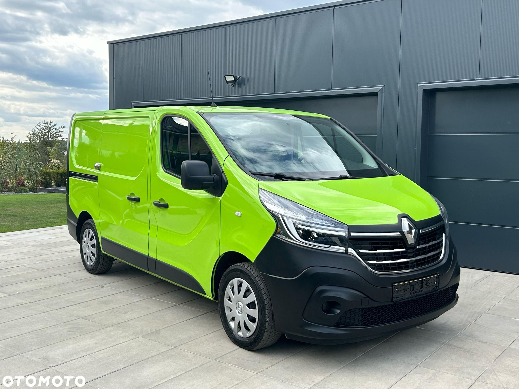 Renault Trafic - 1