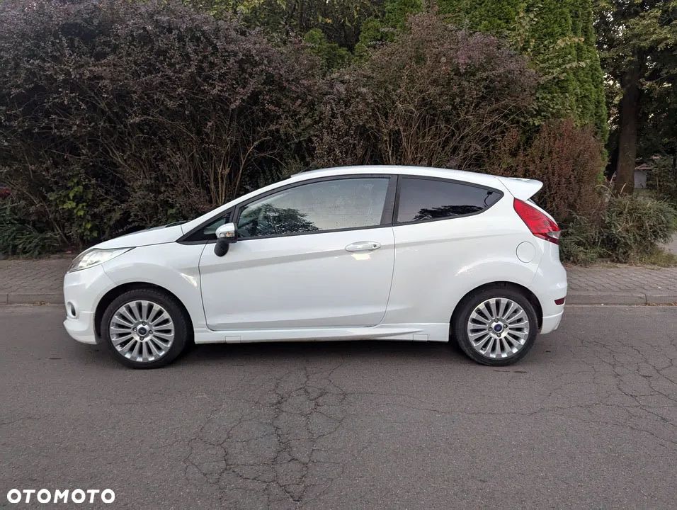 Ford Fiesta 1.6 Sport - 4