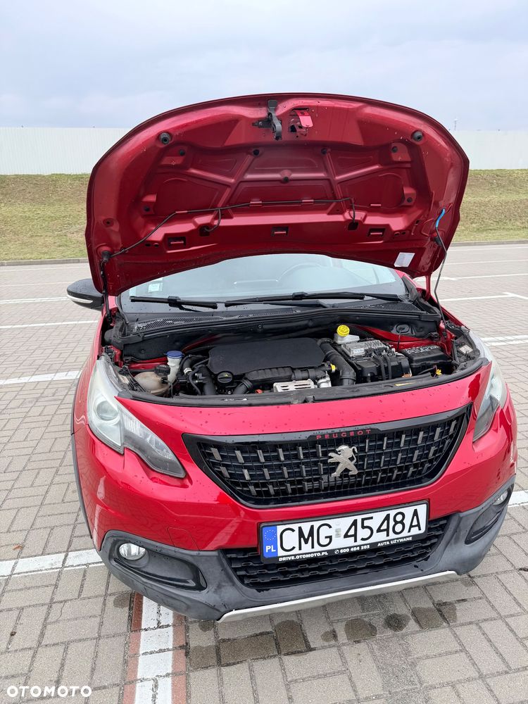 Peugeot 2008 1.2 Pure Tech Allure S&S EAT6 - 8