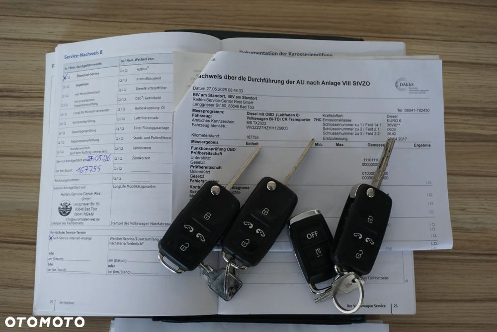 Volkswagen Multivan - 31