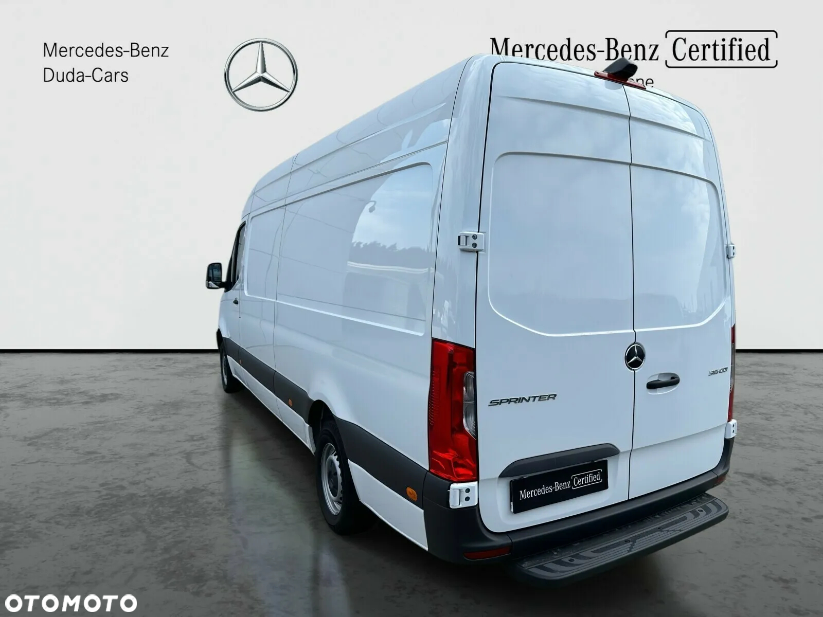 Mercedes-Benz 315 - 4