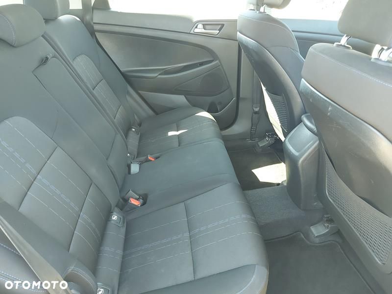 Hyundai Tucson blue 1.6 GDi 2WD Navi - 32