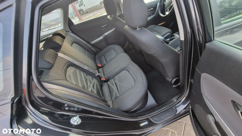 Kia Ceed 1.6 GDI Platinum Edition - 25