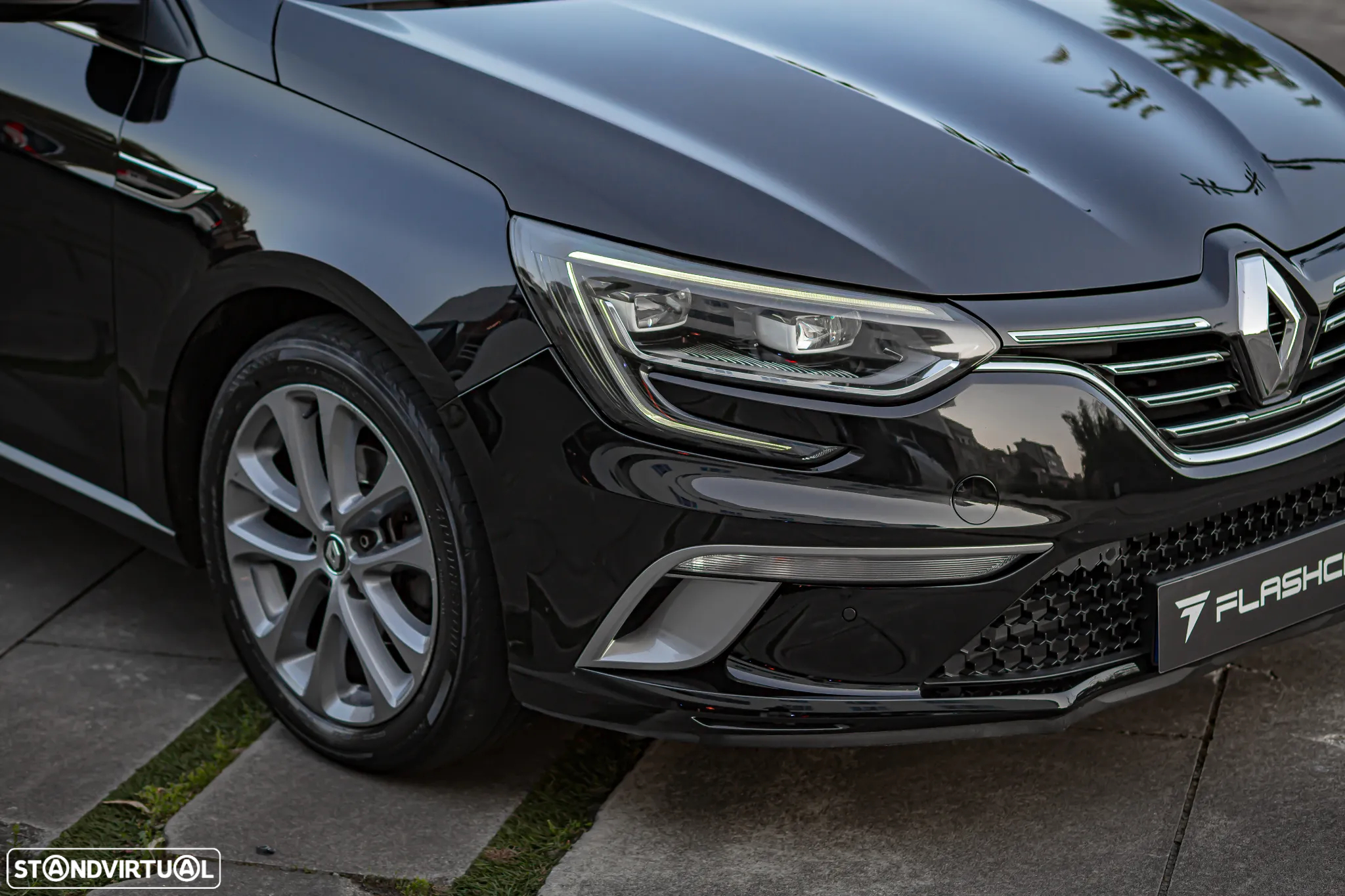 Renault Mégane 1.2 TCE GT Line - 8