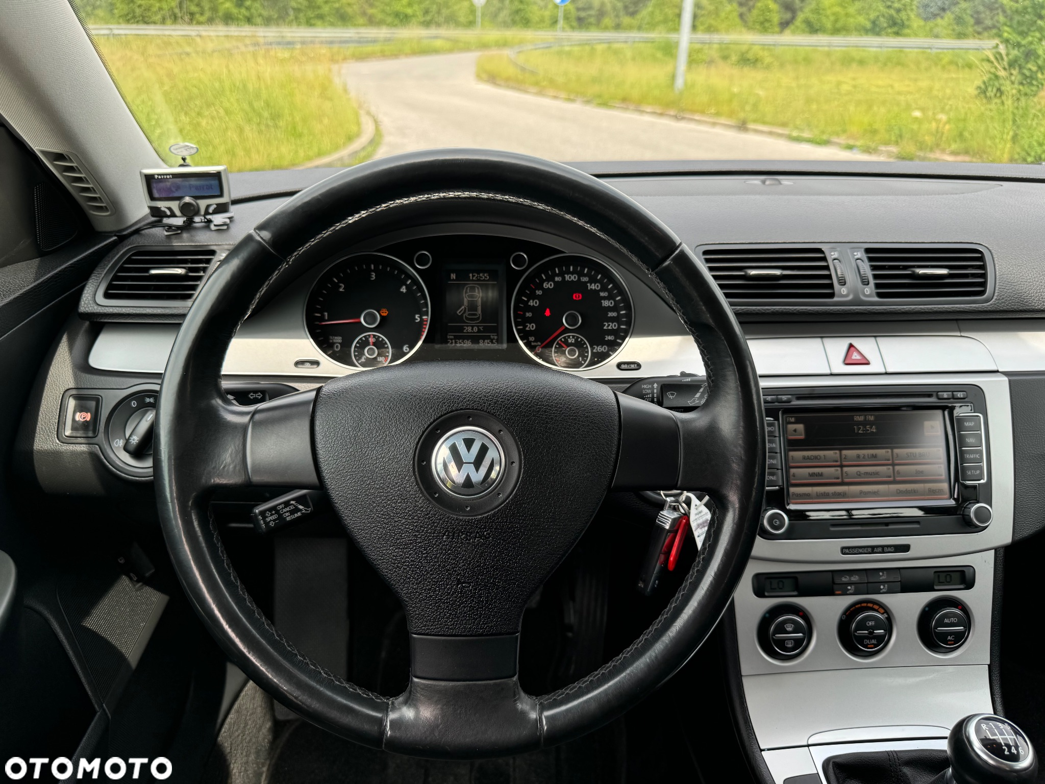 Volkswagen Passat 2.0 TDI Comfortline - 25
