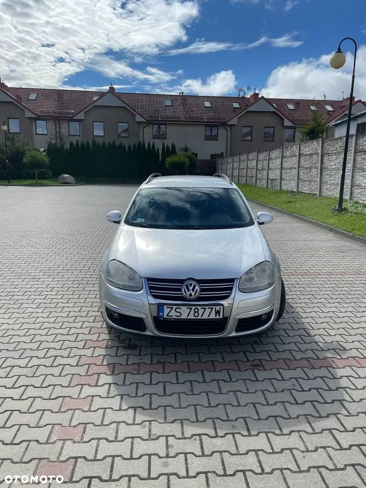 Volkswagen Golf 1.4 TSI Comfortline - 4