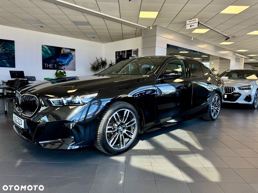 BMW Seria 5 520d xDrive - 2