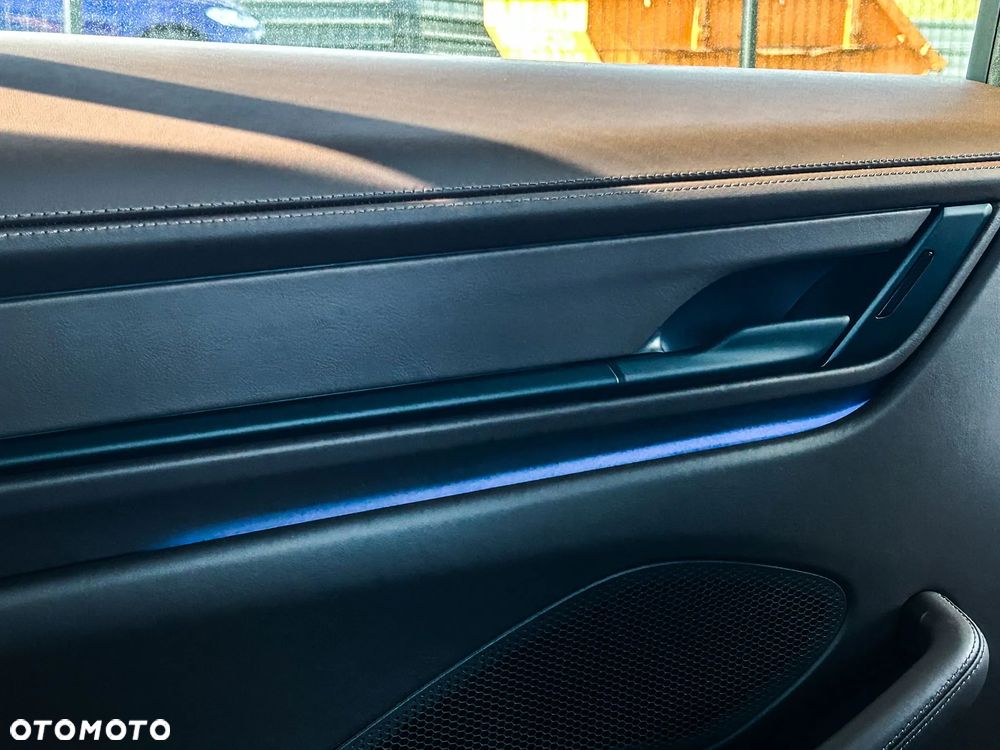 Porsche Macan 4 100kWh - 17