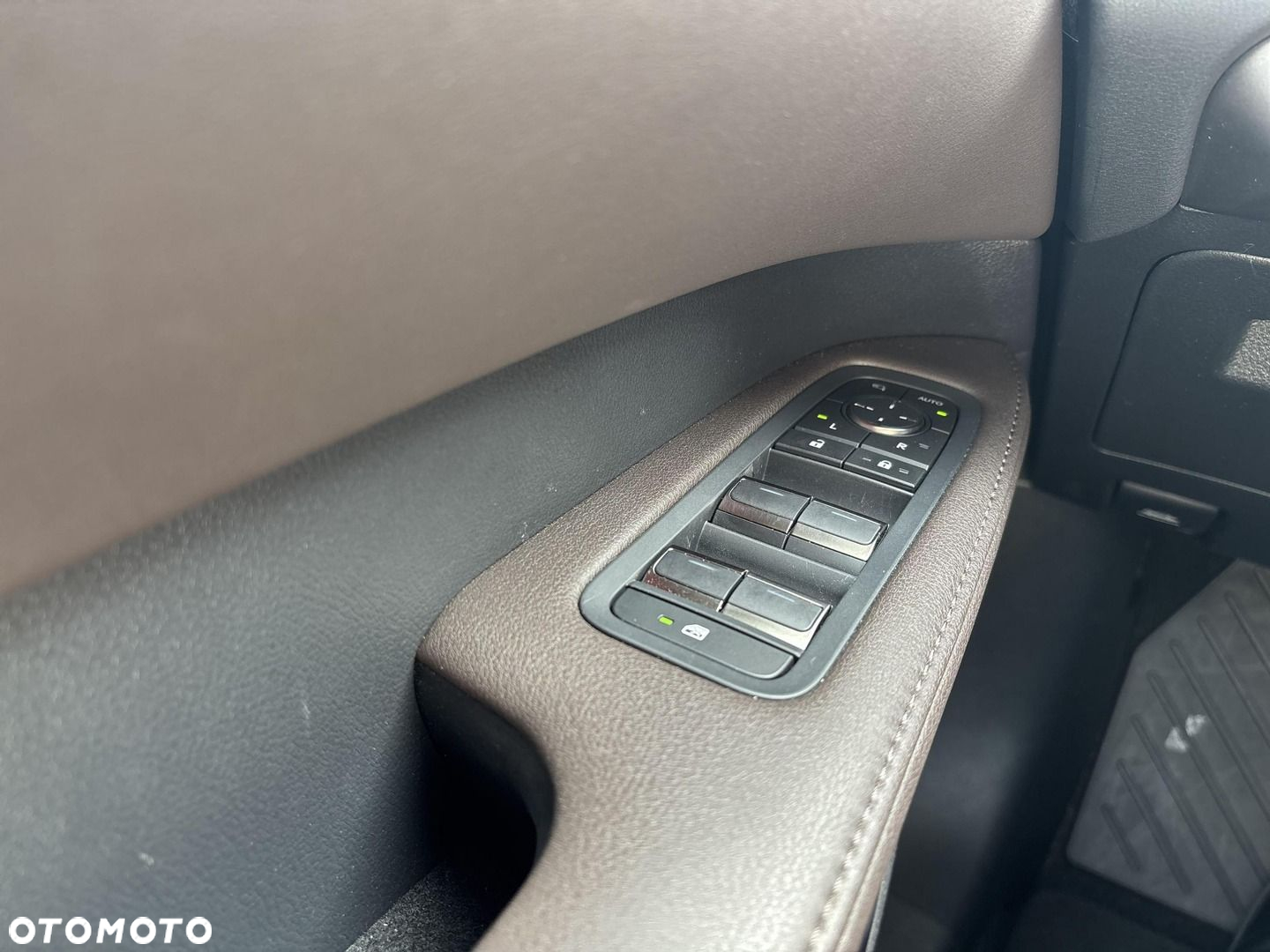 Lexus RX - 20