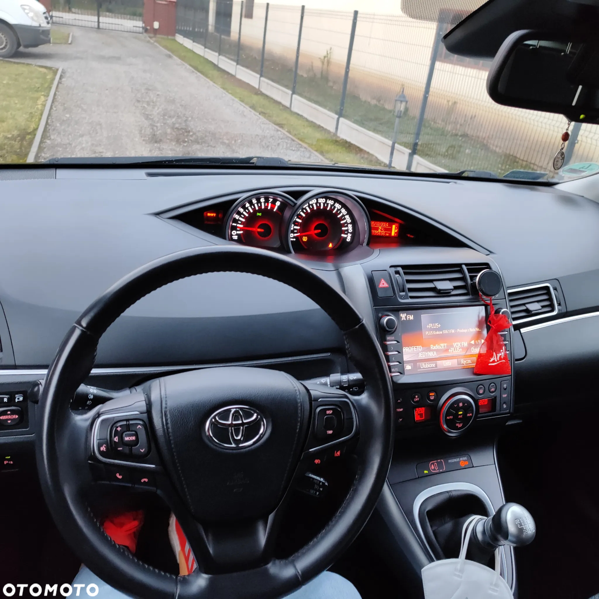 Toyota Verso 1.8 5-Sitzer Executive - 10